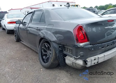 2019 Chrysler 300 S из США, поврежденный, VIN 2C3CCABG2KH515735